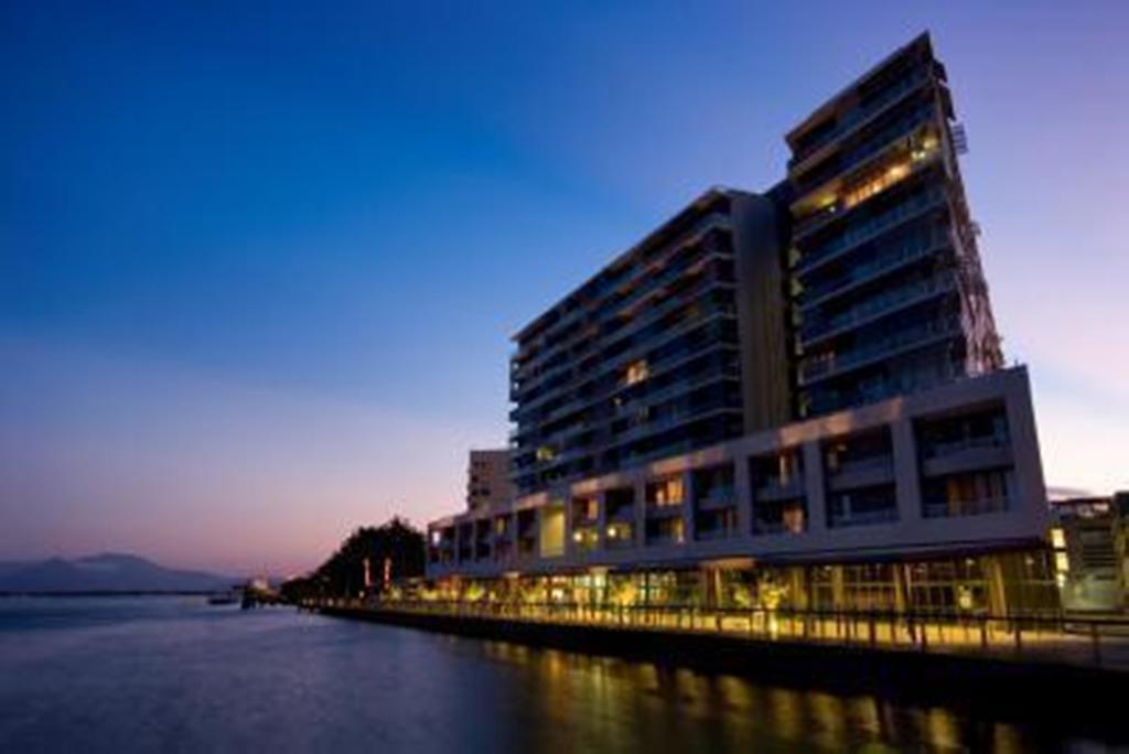 The Sebel Cairns Harbour Lights Aparthotel Exterior foto
